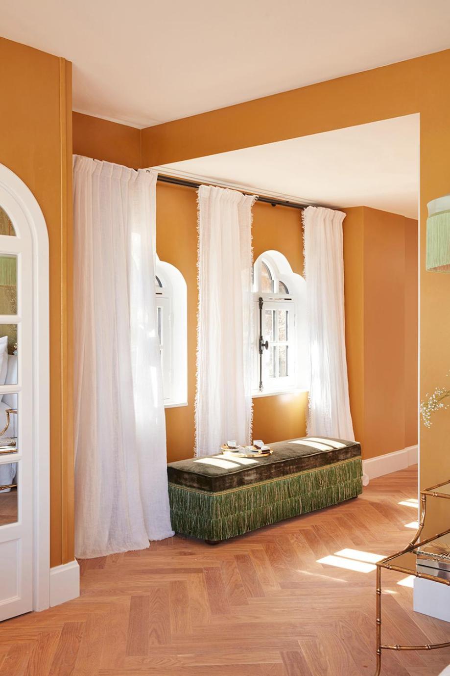 Chateau De Hotel 5*