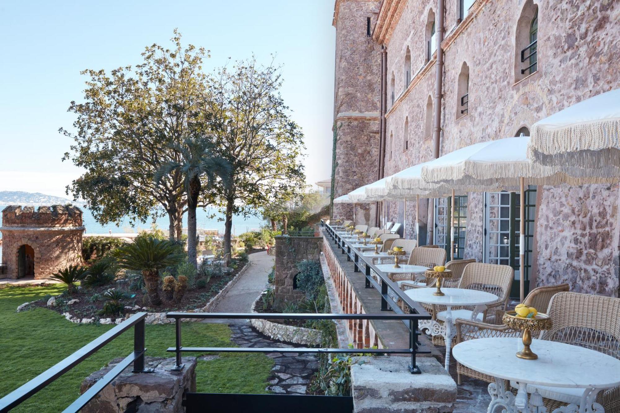 Hotel Chateau De 5*