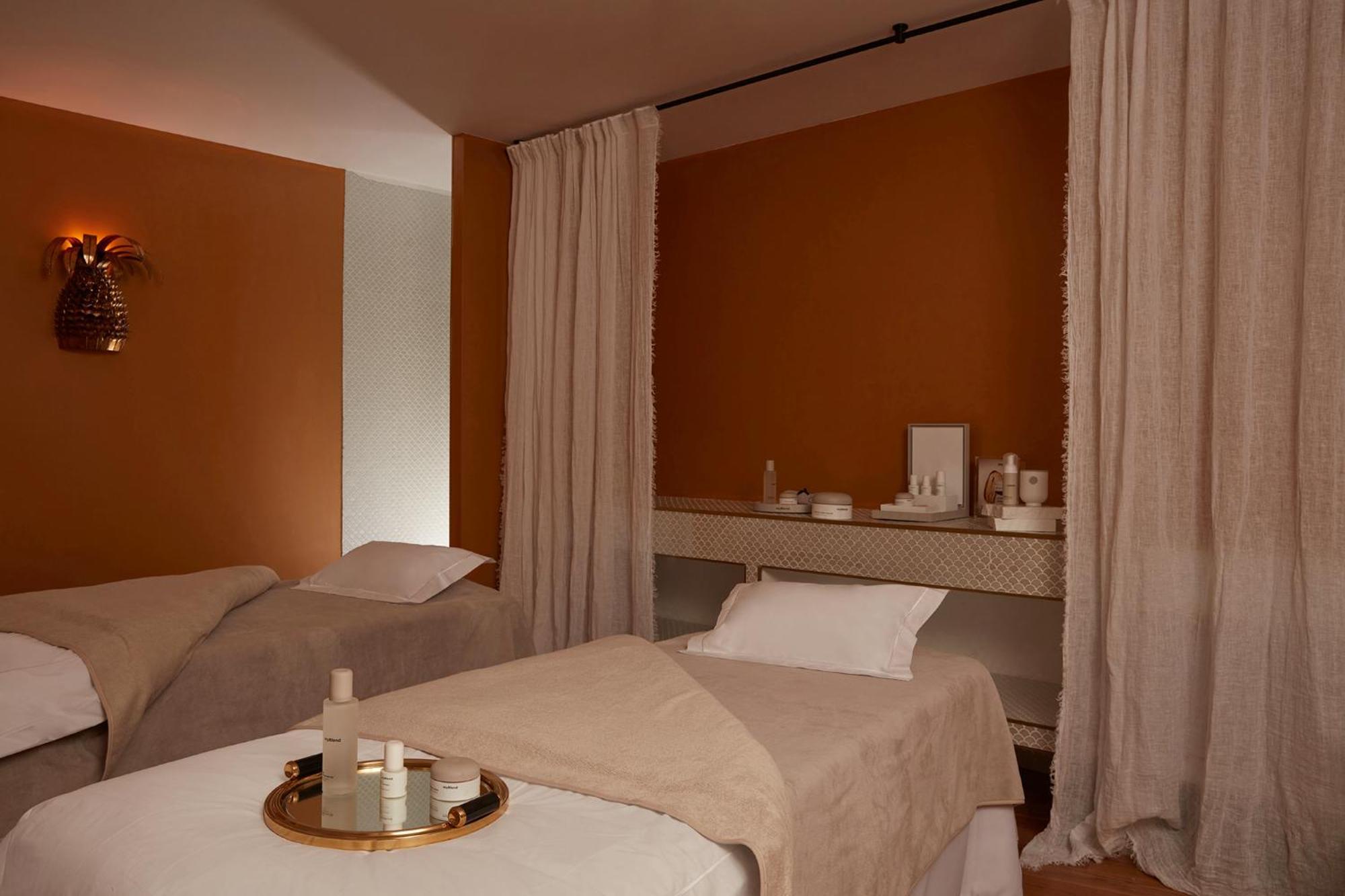 Hotel Chateau De 5*