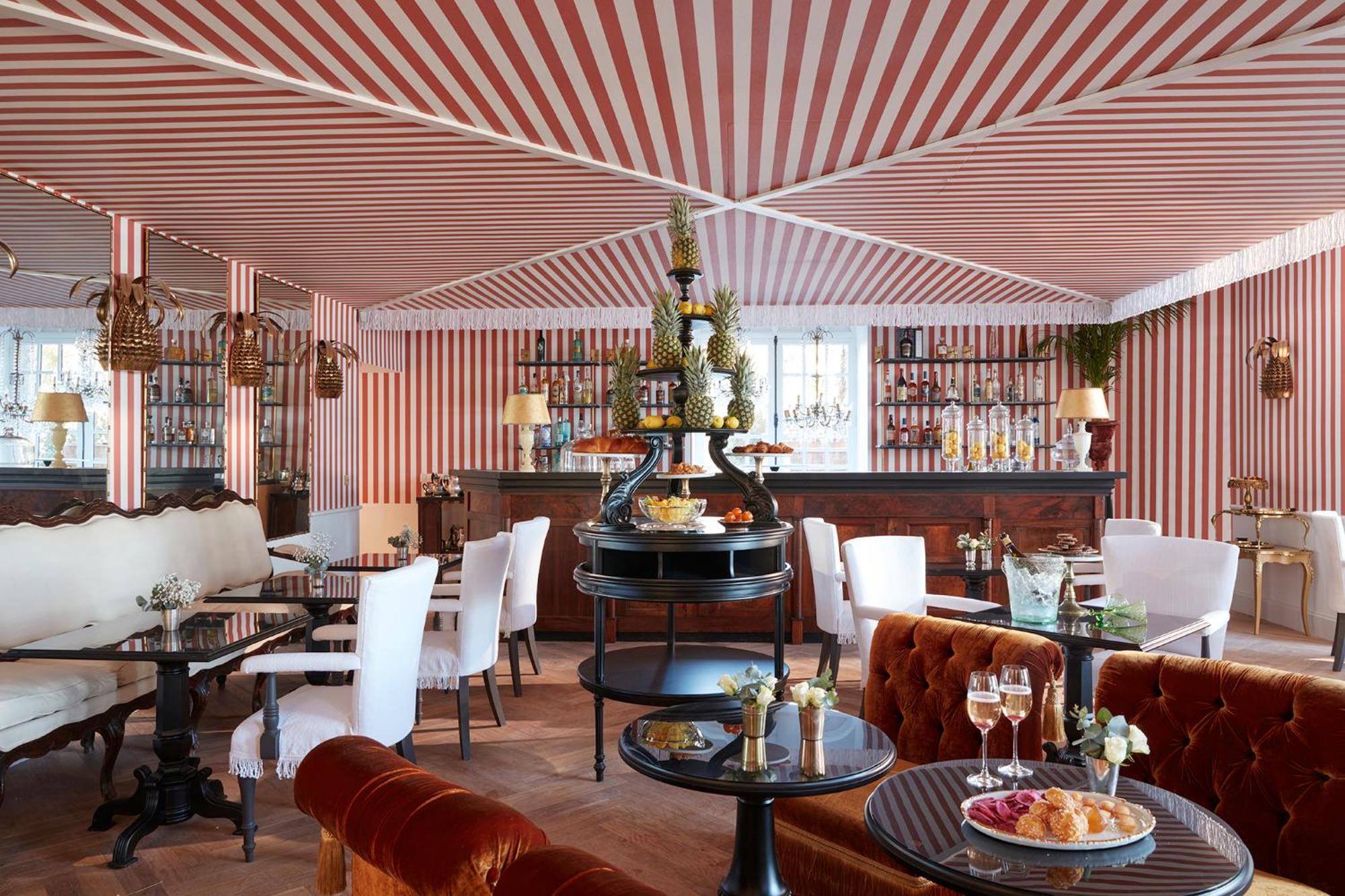 Hotel Chateau De 5*
