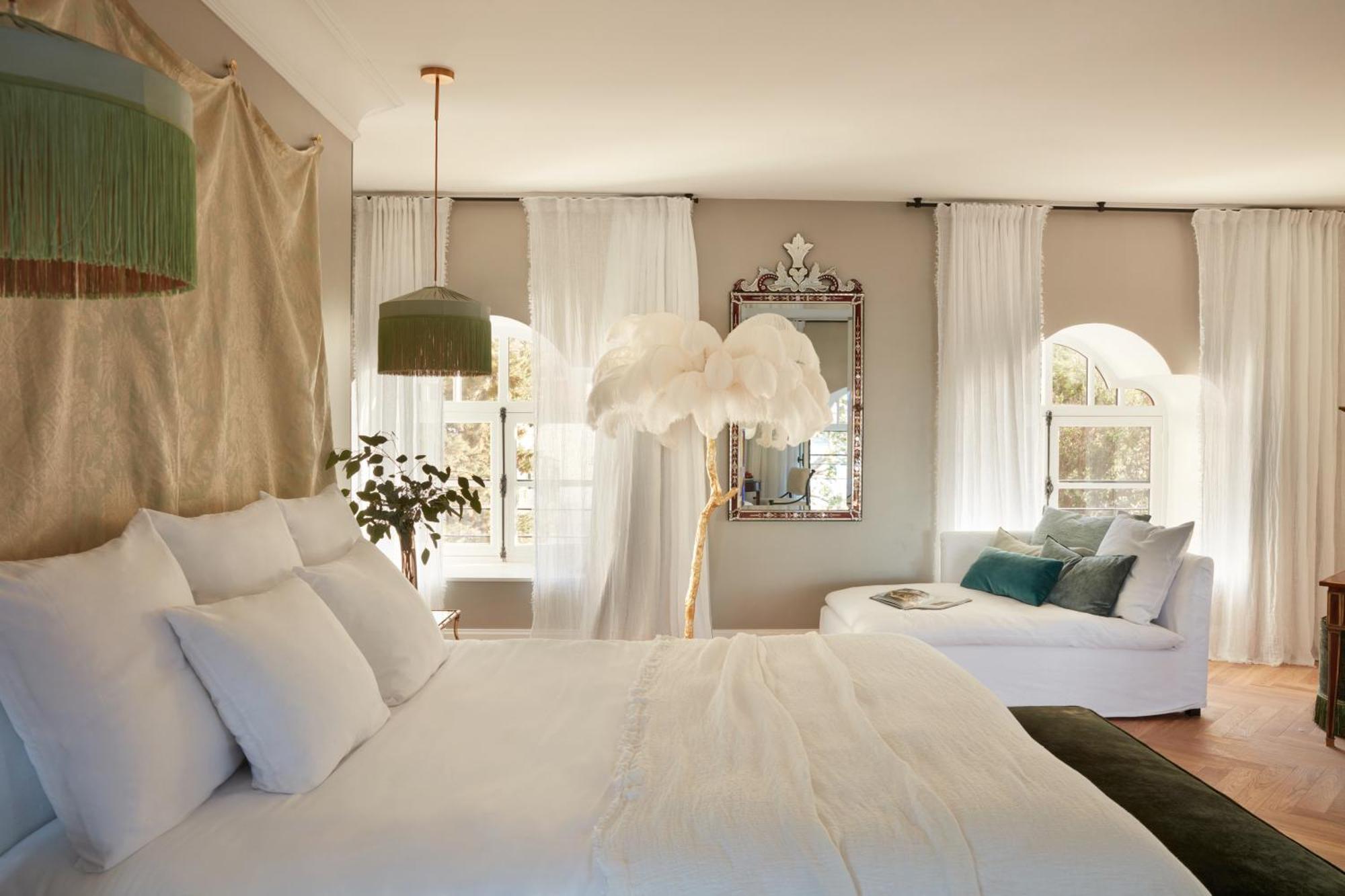 Hotel Chateau De 5*