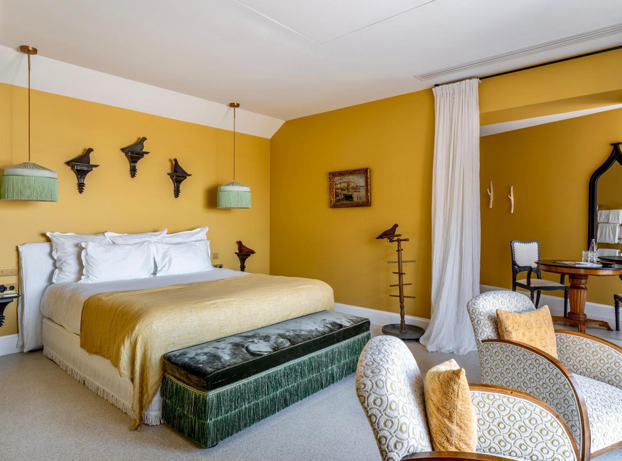 Hotel Chateau De 5*