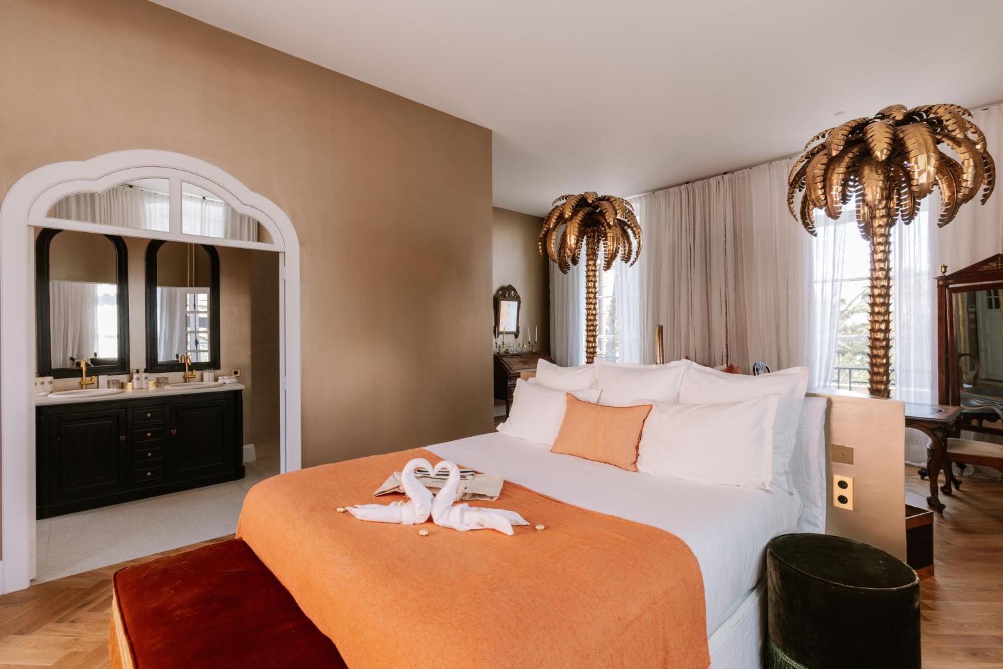 Hotel Chateau De 5*