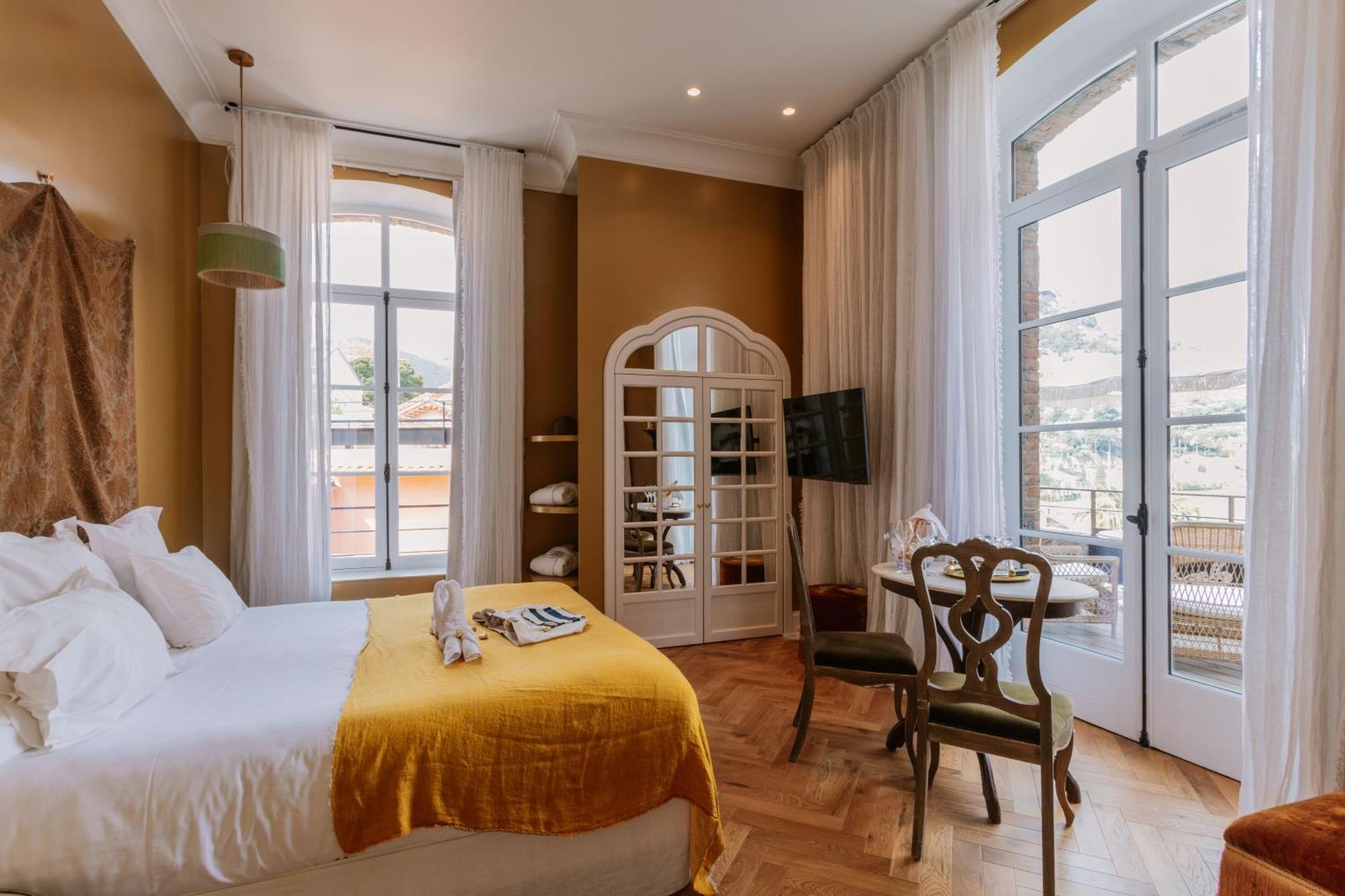 Hotel Chateau De 5*